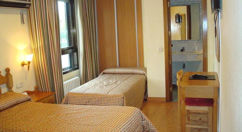 Hotel Castilla Альбасете Екстер'єр фото