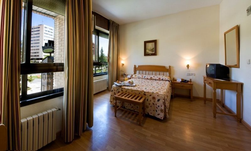 Hotel Castilla Альбасете Номер фото