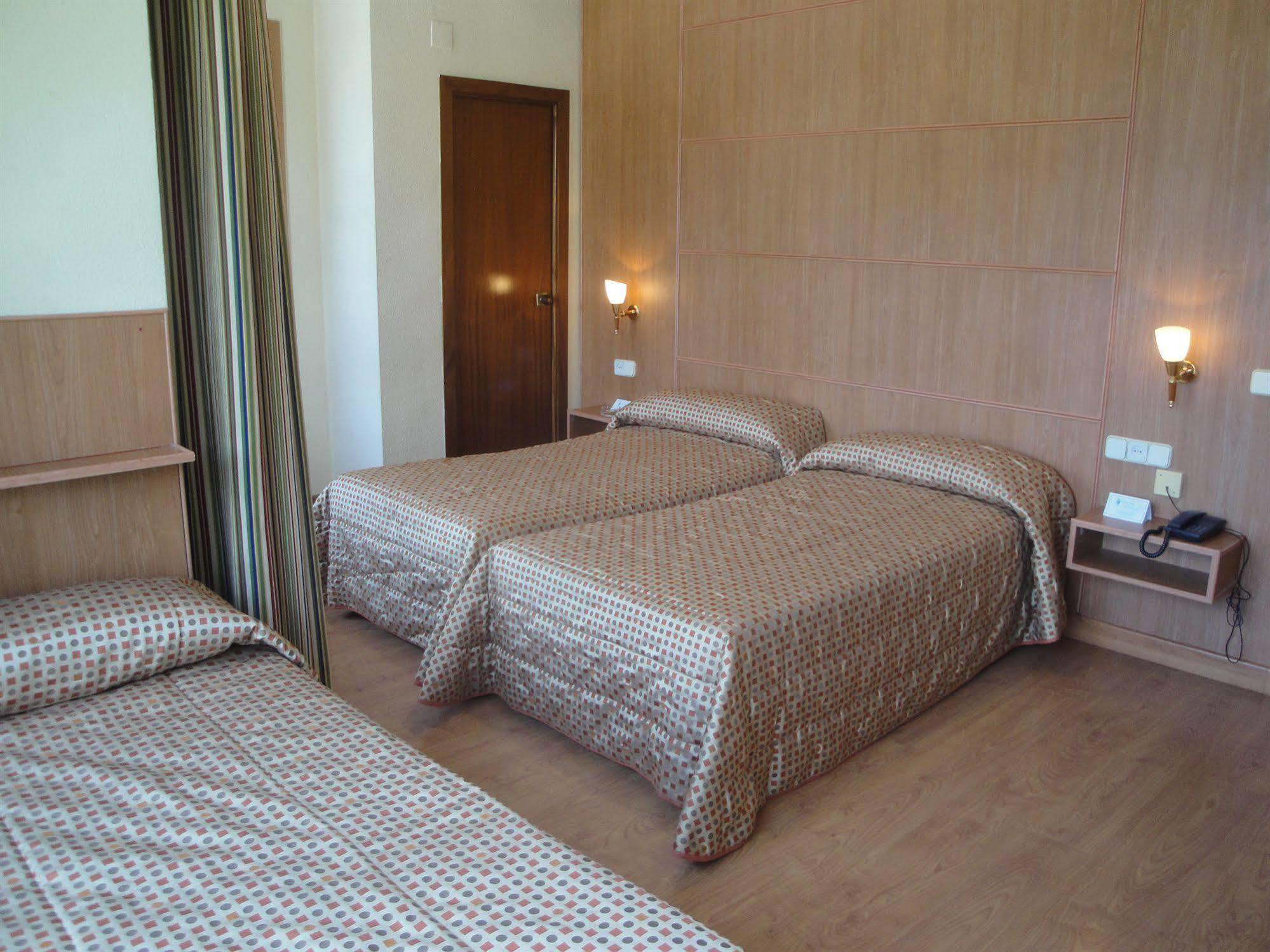 Hotel Castilla Альбасете Екстер'єр фото